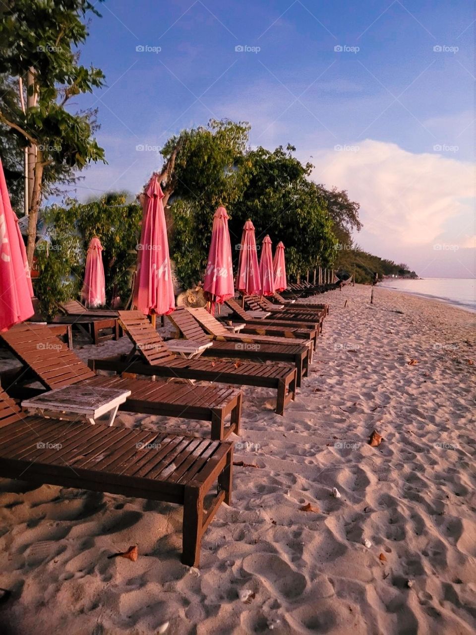 a walk  on the  beach at the end of summer