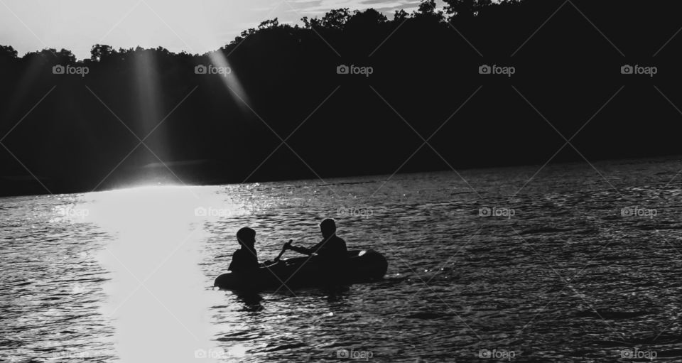 black/white rafting