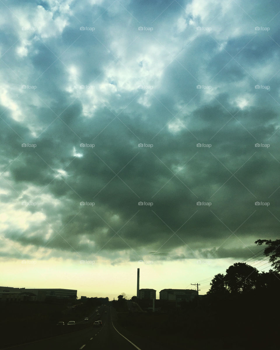 Pelo jeito, teremos um #sábado de #chuva. Se vier mansinha, não há problema...
☔️
#FOTOGRAFIAéNOSSOhobby
#natureza #paisagem #inspiration #nuvens #saturday