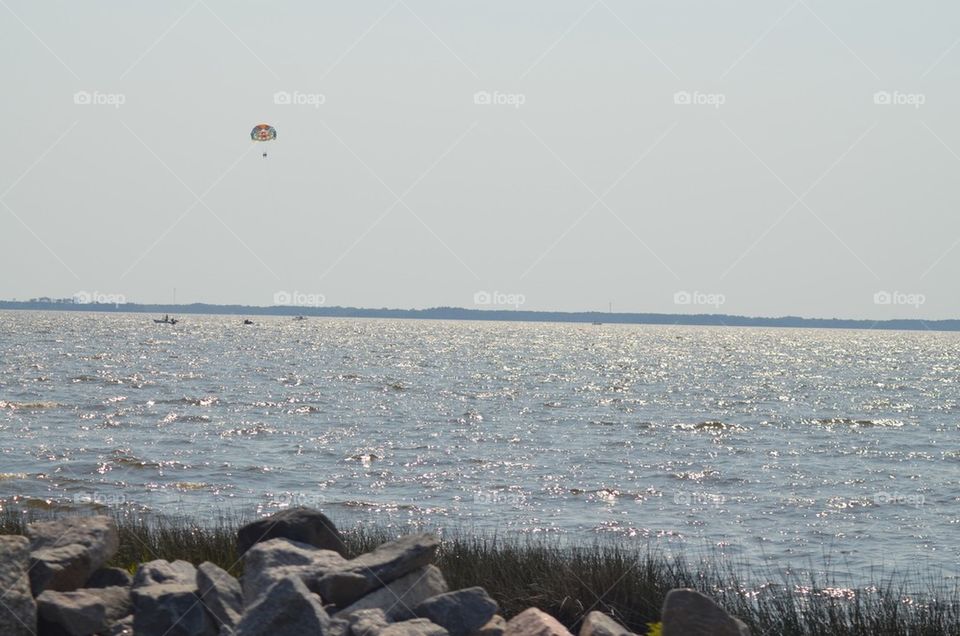 Parachute over the bay