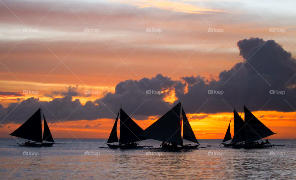 Sunset sail silhouette 
