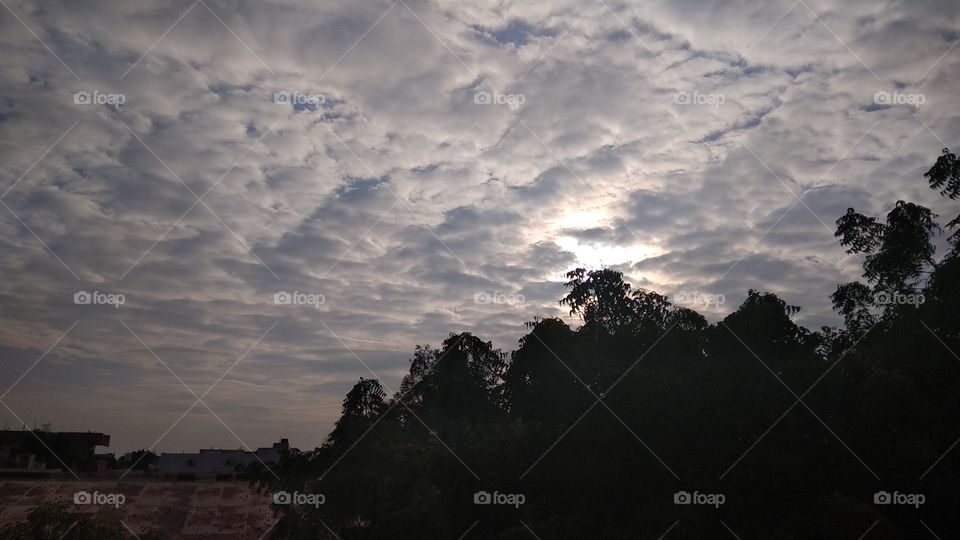 Bright Sun With Low Light