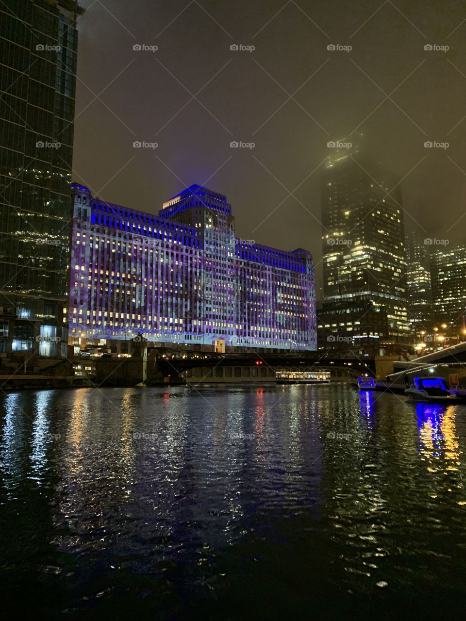 Chicago River Architecture 