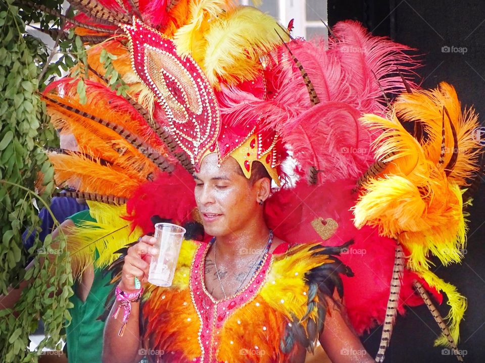 Life with colors is much better.