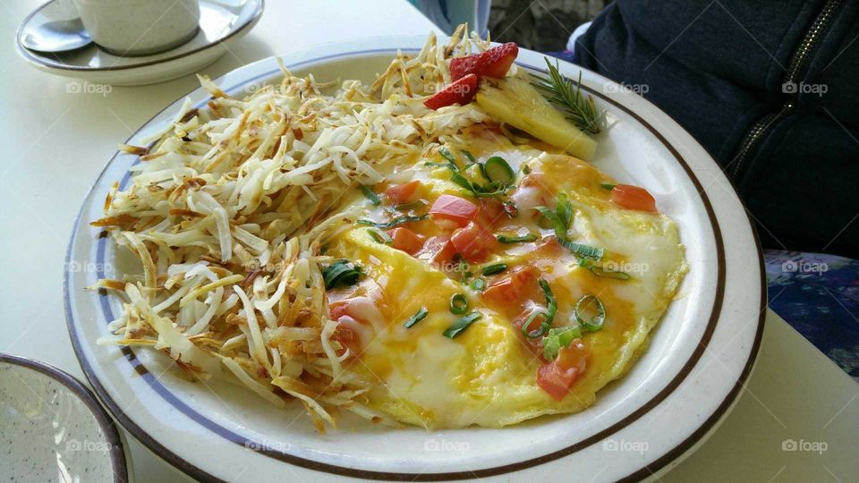 omelette and grated potatoes
