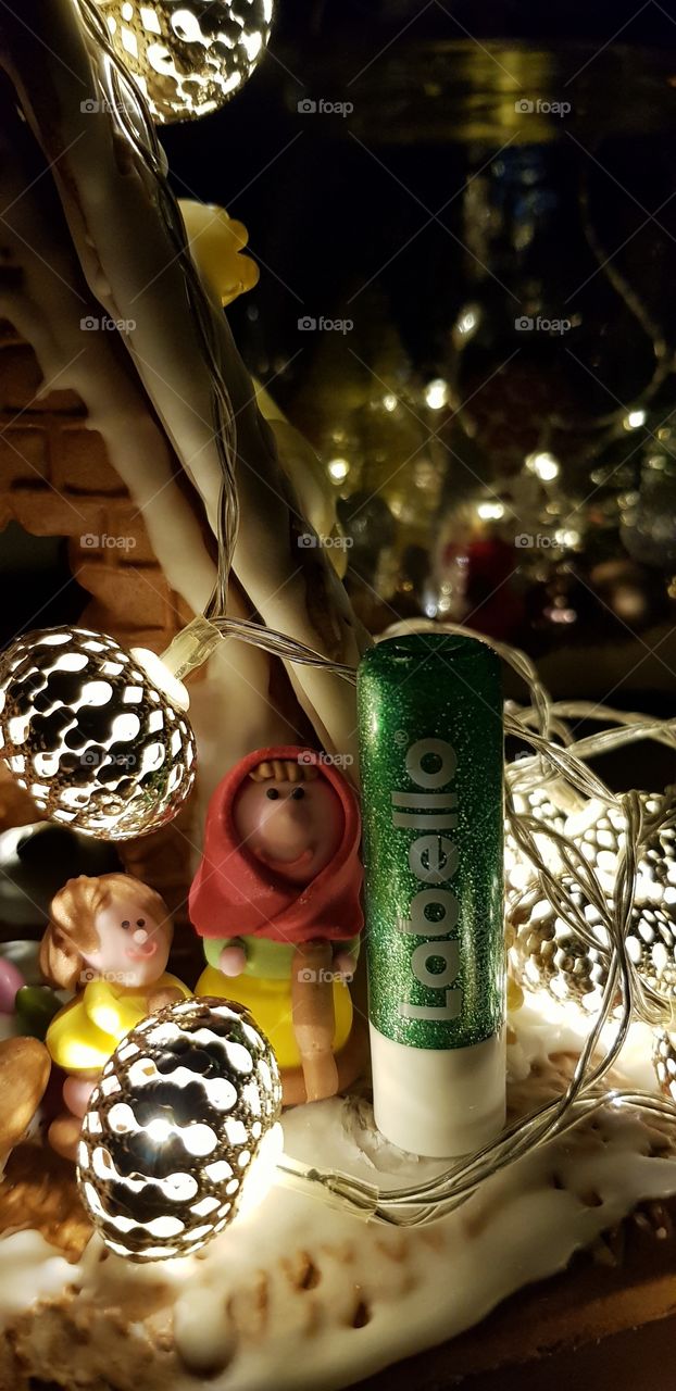 Merry Christmas Everyone with Labello