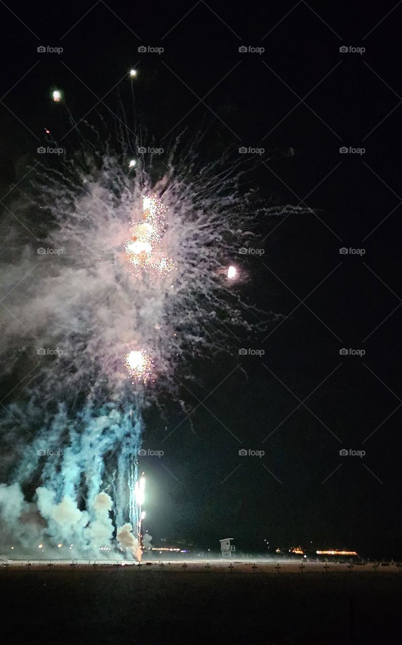 feu d'artifice sur la plage de Deauville