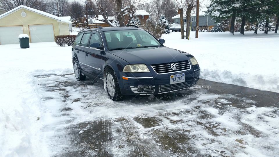 Volkswagen Passat 4motion is at home in the snow