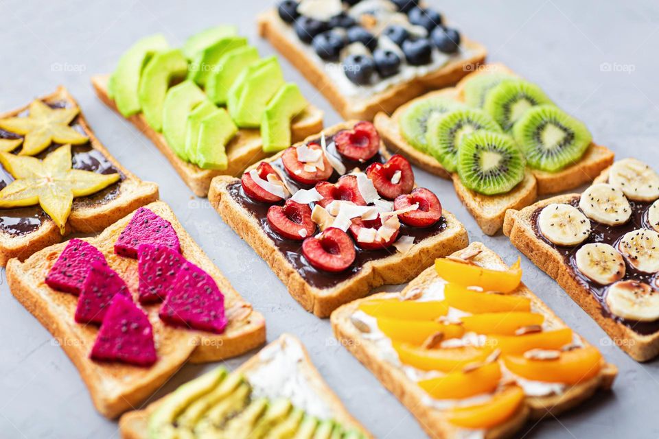 Sandwiches with fresh fruits 