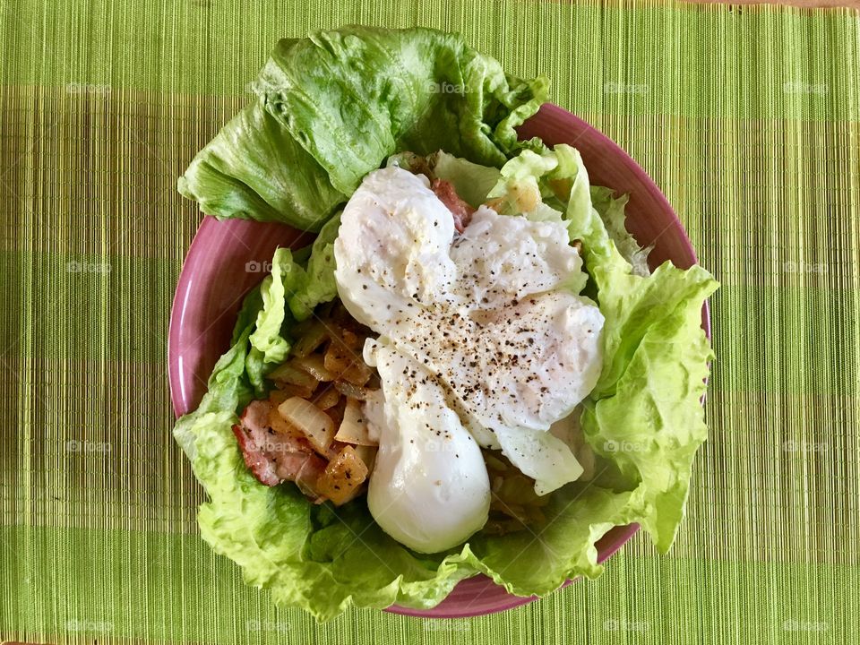 Green on green, contrast of colour, proteins and textures - pleasing to the senses, lens and category. 