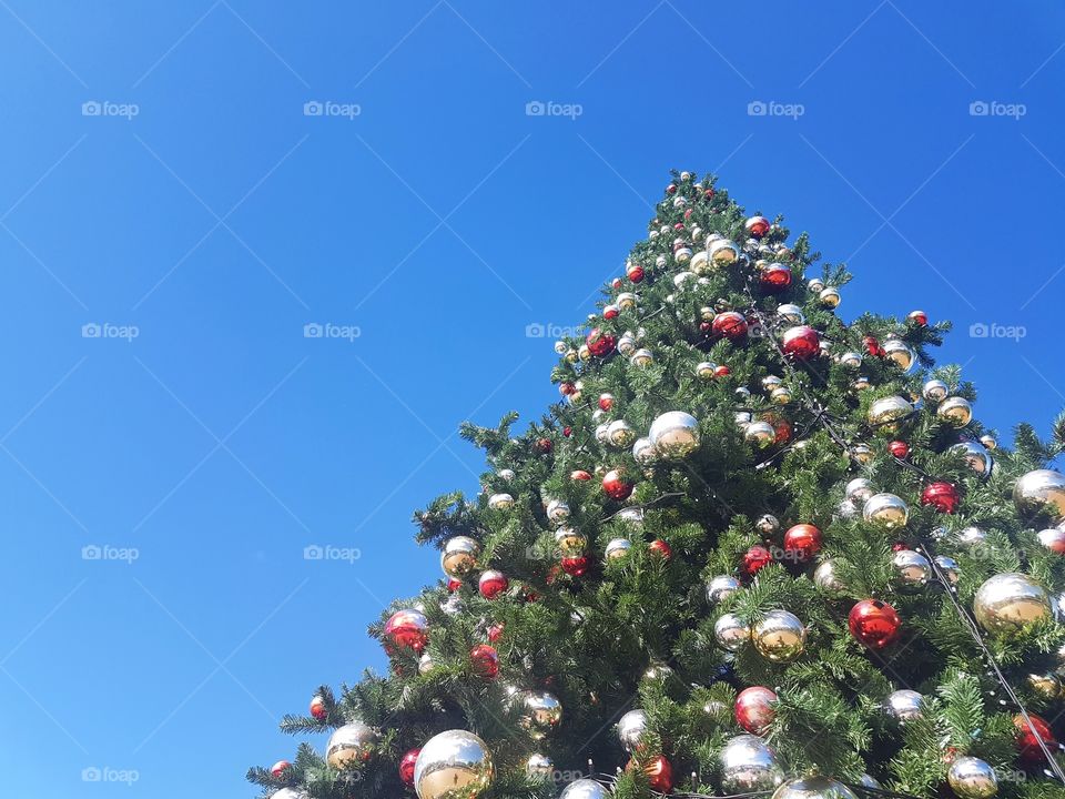 Summer Christmas Tree decorations colourful red and silver