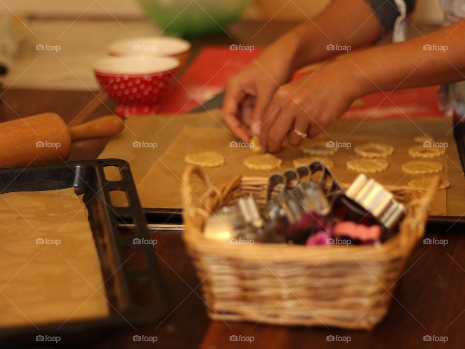 Preparing cookies for baking 