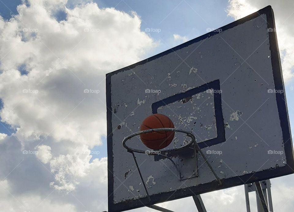 playing basketball in the city