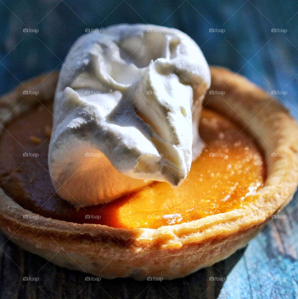 Pumpkin Pie With Whipped Cream 🥧