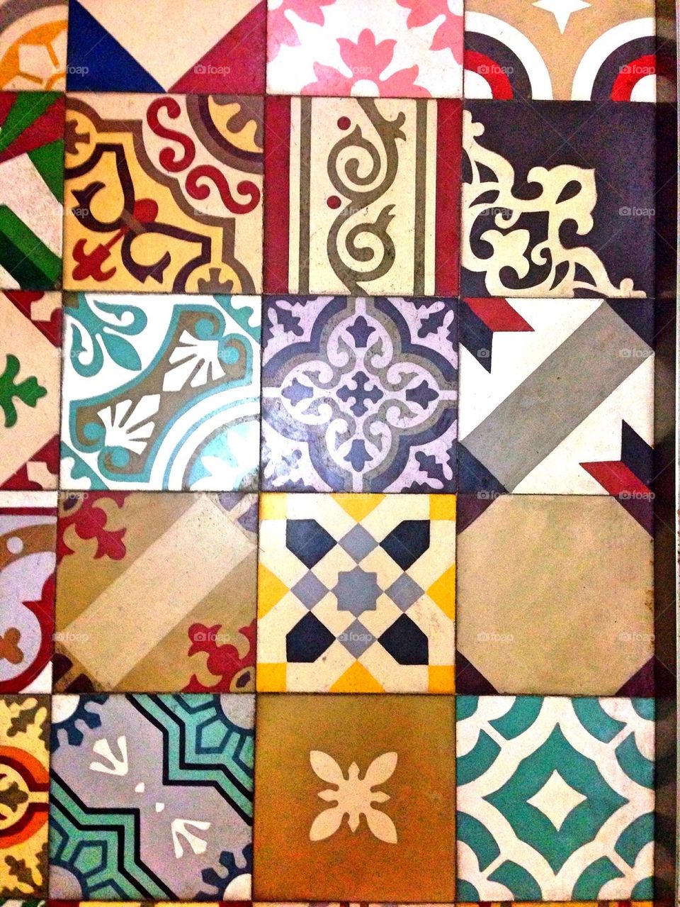 Floor tiles