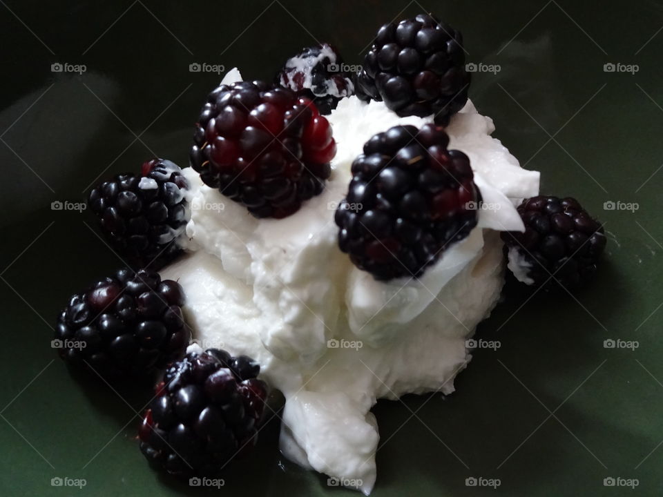 blackberries & yogurt
