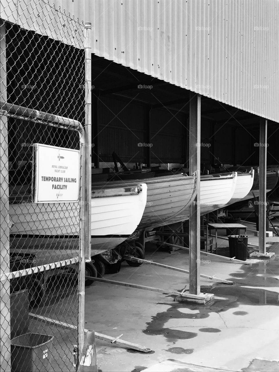 Canoe-boats-sea-water -sailing 