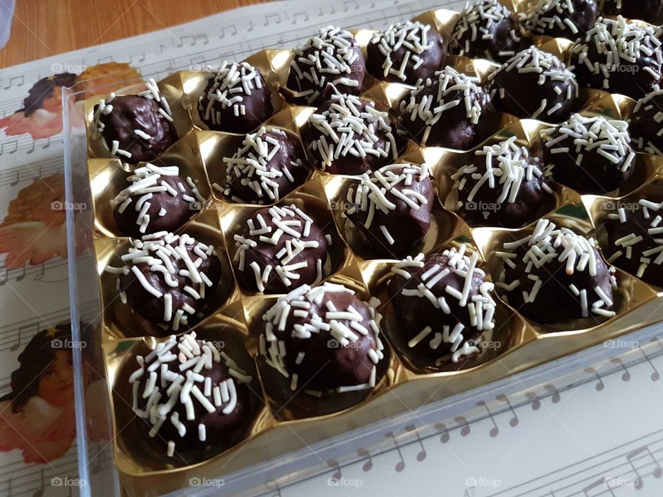 homemade chocolate pralines