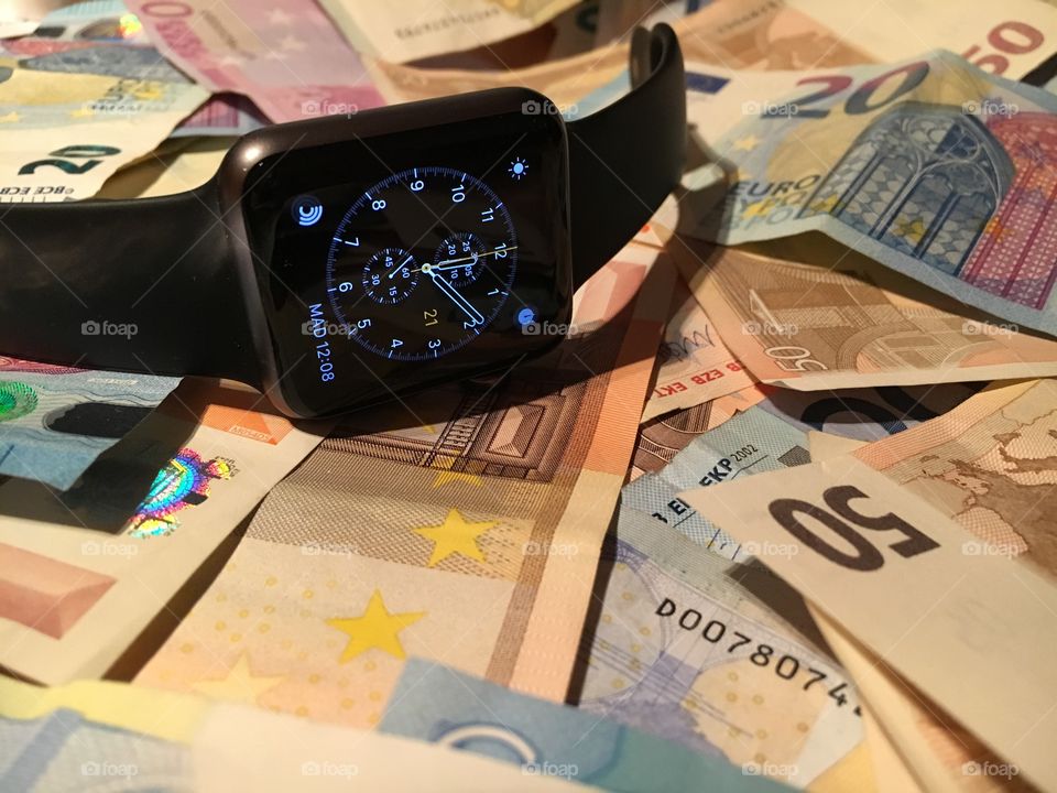 Apple Watch and money