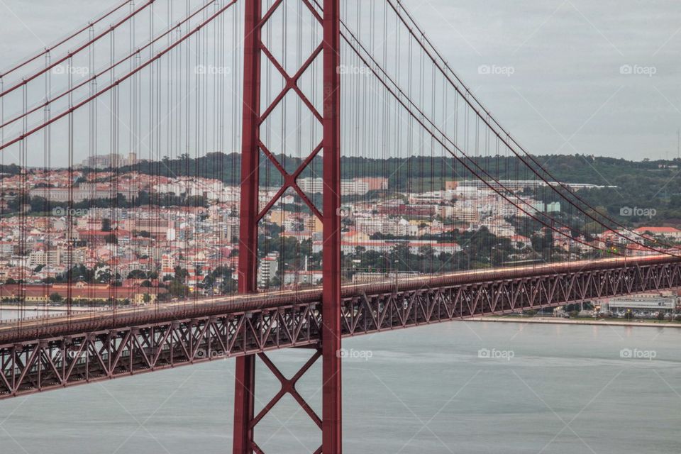 Ponte 25 de Abril