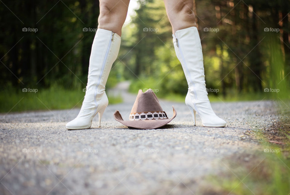 Hat on the road