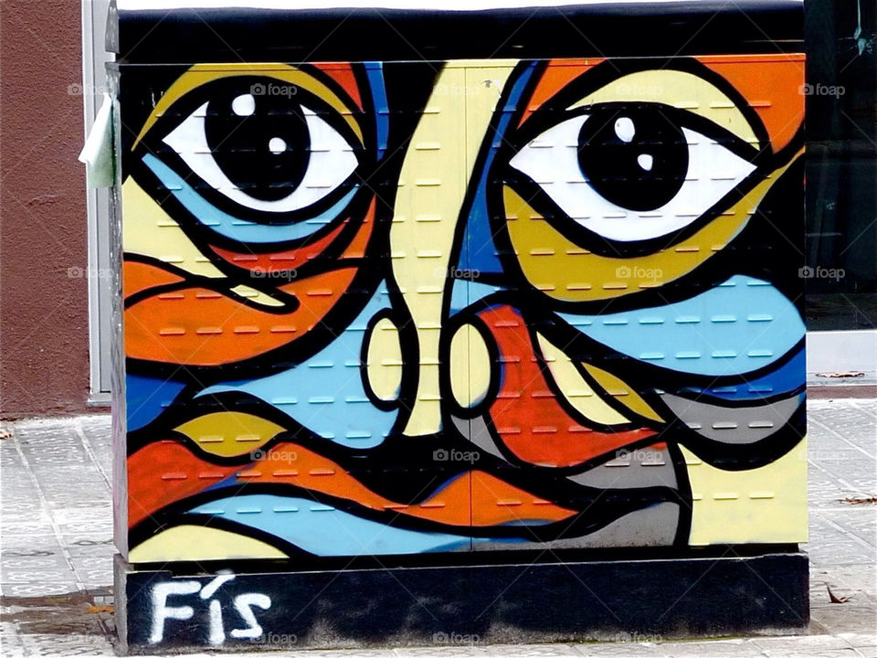 graffiti face wall streetart by gil58