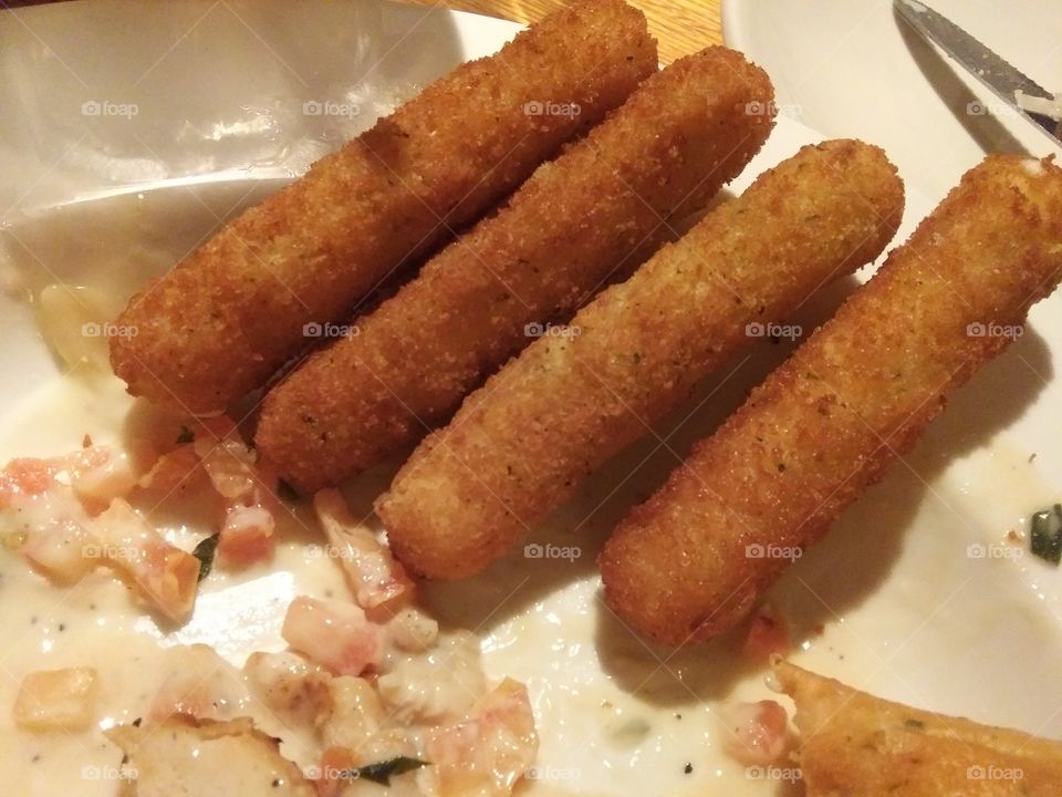 mozzarella sticks