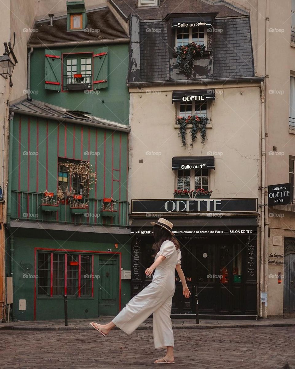 dancing in the street, nice woman dance