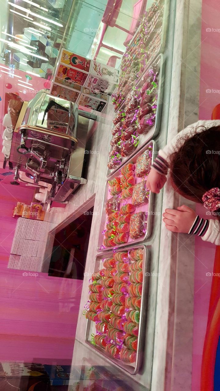 Candy 🍬 shop 😋 is the best fun for kids