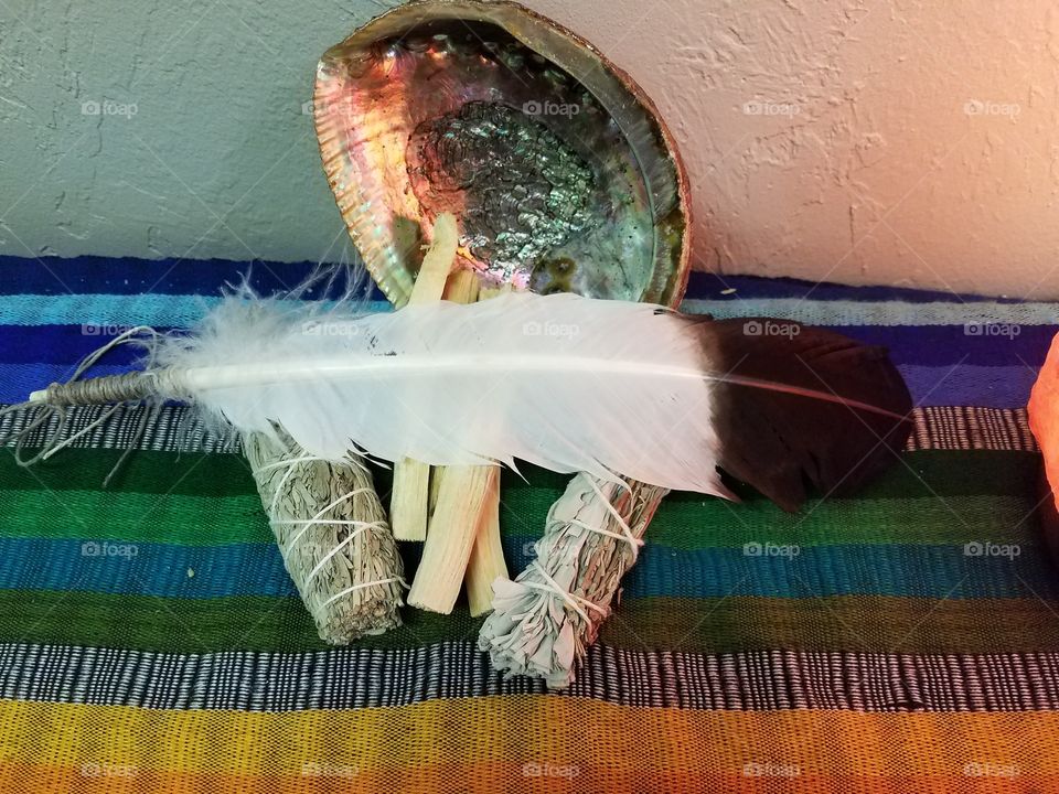 Sage Bundle, smudging and smoke cleansing kit. Complete with an eagle feather. Including Abalone Shell, White Sage with Lavender, Palo Santo, and Blue Sage.
