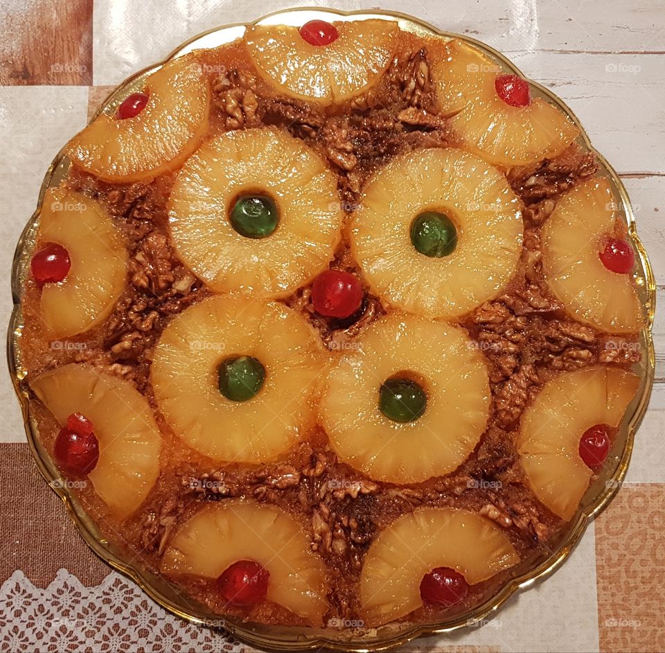 Delicious cake with ananas .Health. 🍍🍍🍍🍍🍰🍰🎂🎂🎂🍽🍽🍍🍍🍍😉😉😉😉😉 Sugar🍭🍭🍭🍭