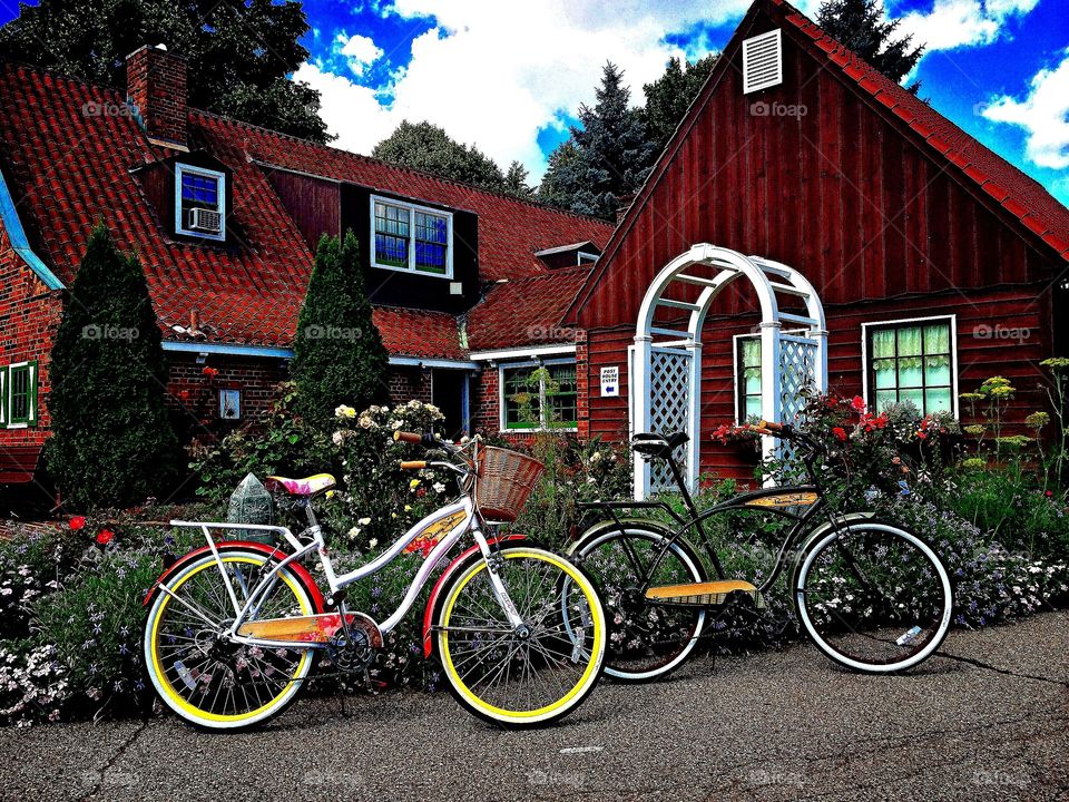 Cottage an Bicycles 