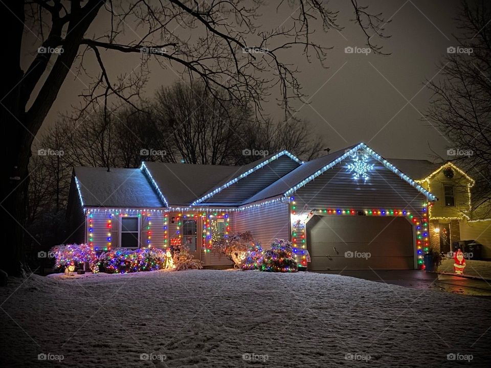 A beautiful snowy night