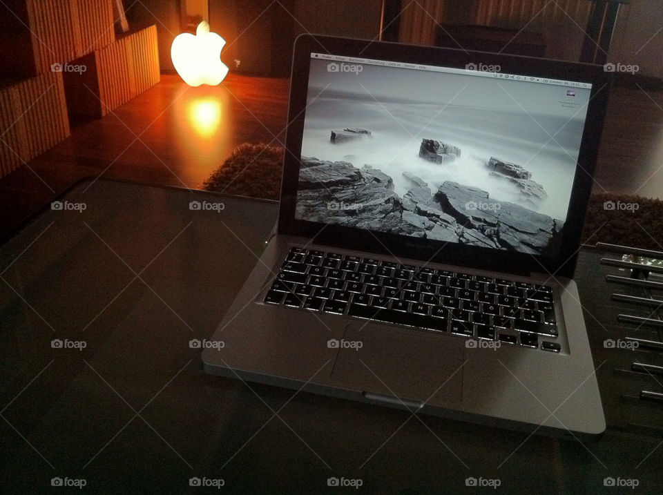 apple germany macbook pro by merlin55
