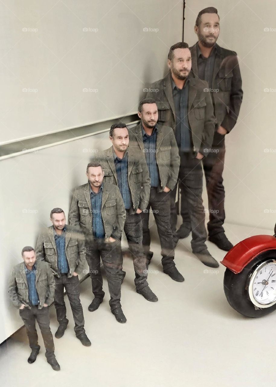 same guy but different sizes