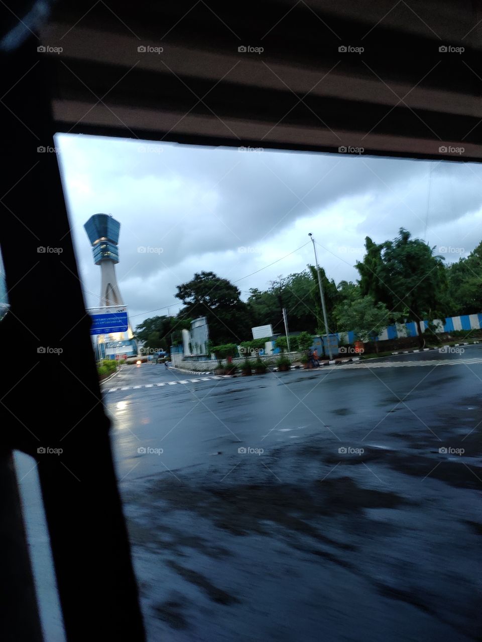 🌃Night Mode
Cityscape
Rainy season 🌦️☔

Awesome Tower
Snap During Journey