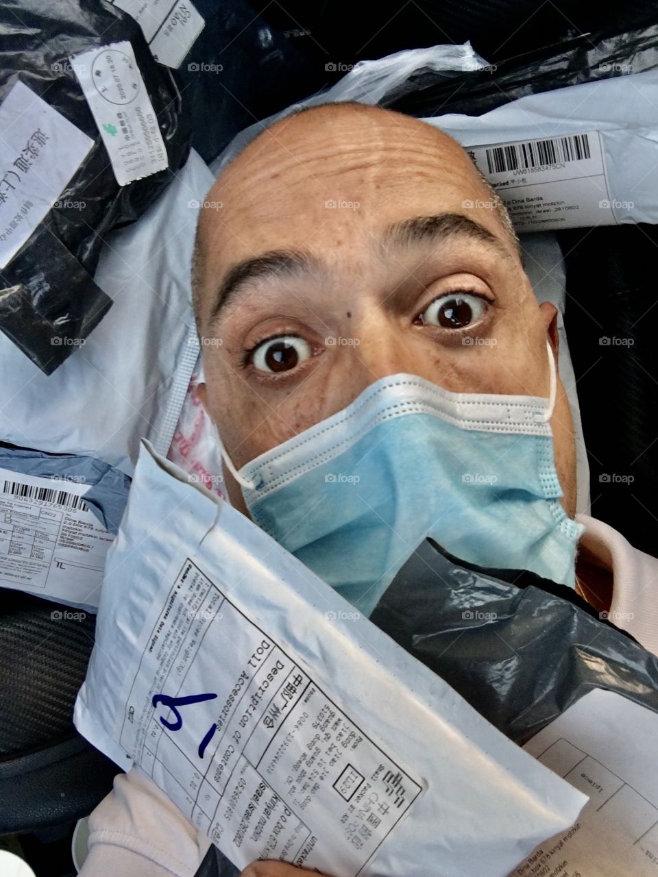 Online shopping at Corona Virus