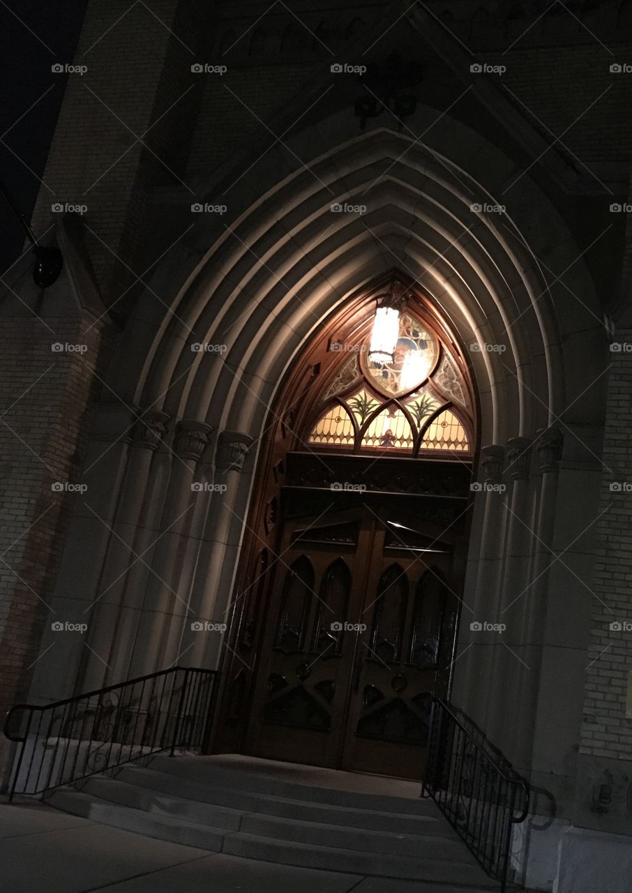 Front entrance to the Basilica at ND