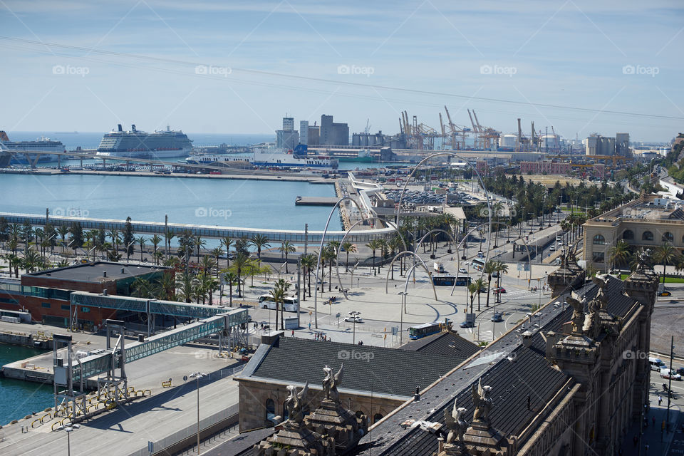 Barcelona vista desde el monumento a Colón