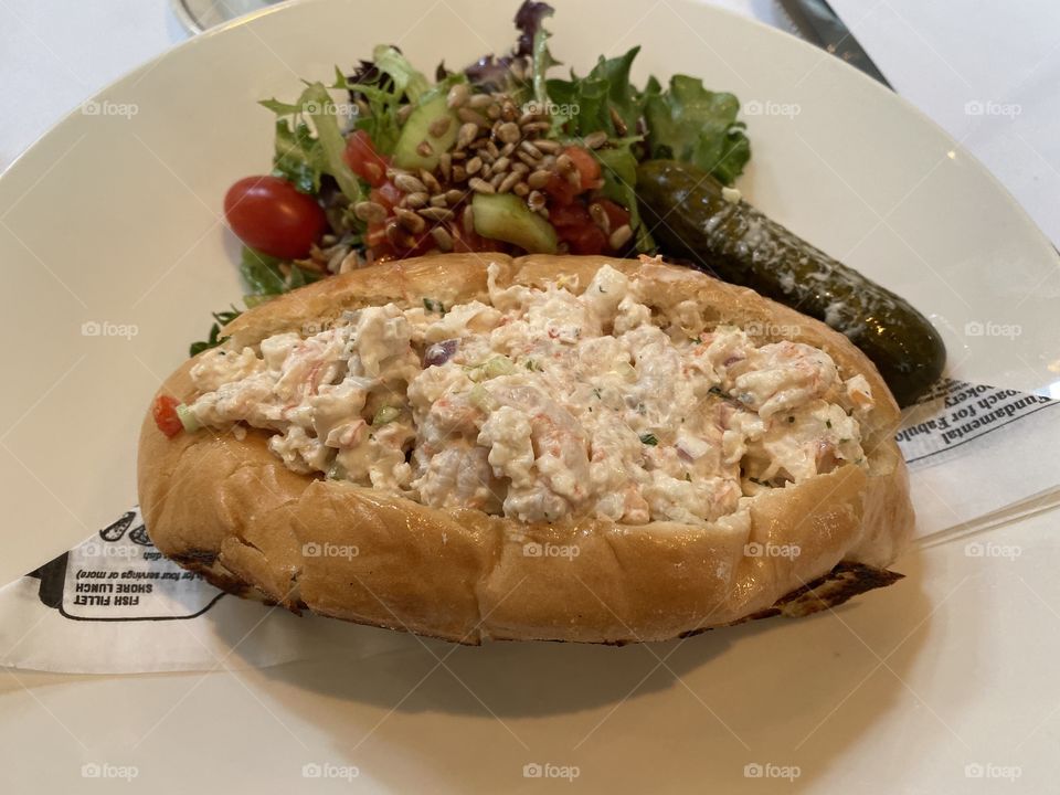 Lobster and shrimp roll