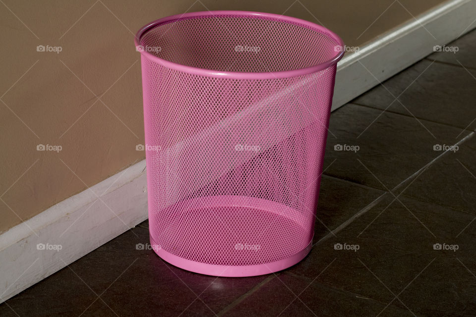 Trash can