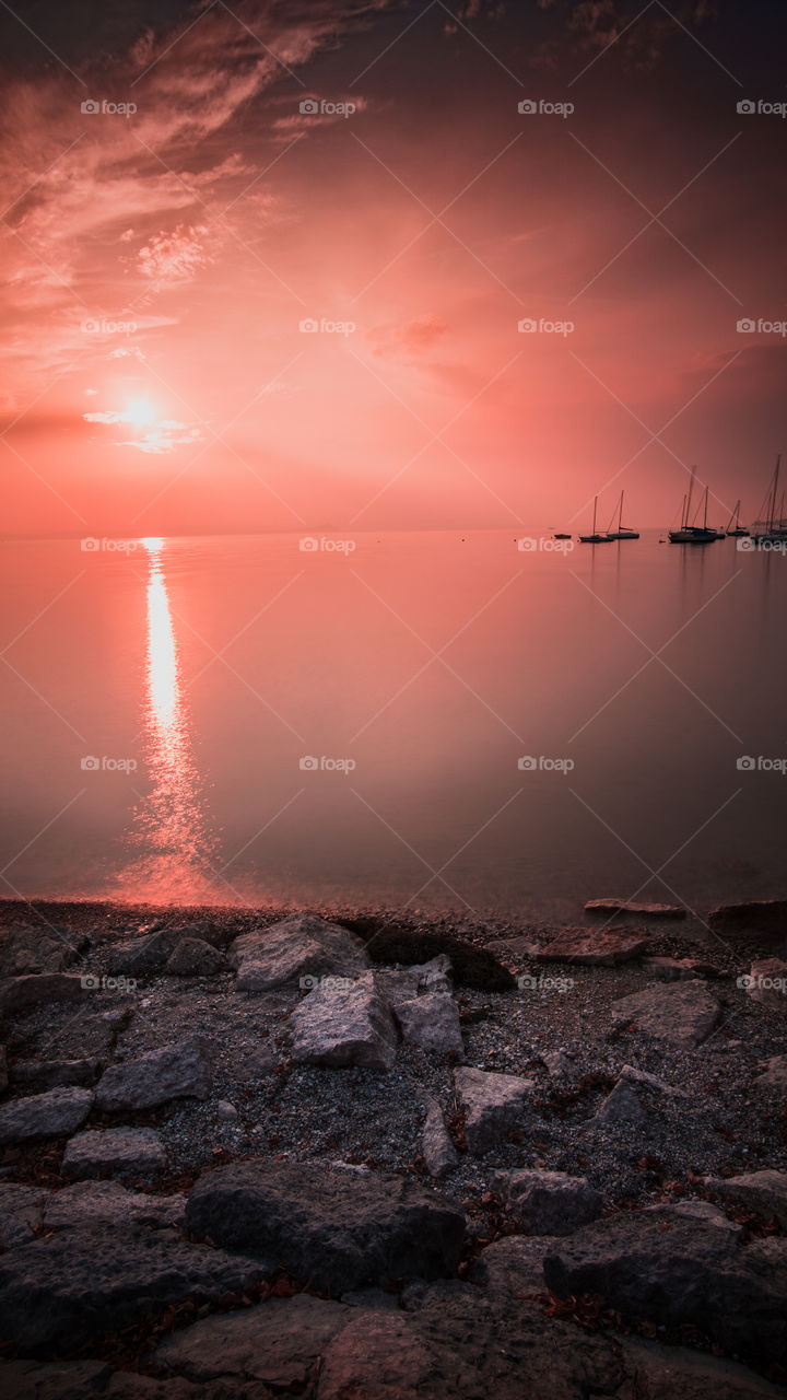 Sunset Gardasee, Bardolino Italy 
Monte Baldo, Italy
-
-
-
camera: sony a6300 
lens: samyang 12mm 
filter: PHOREX ND 1000
