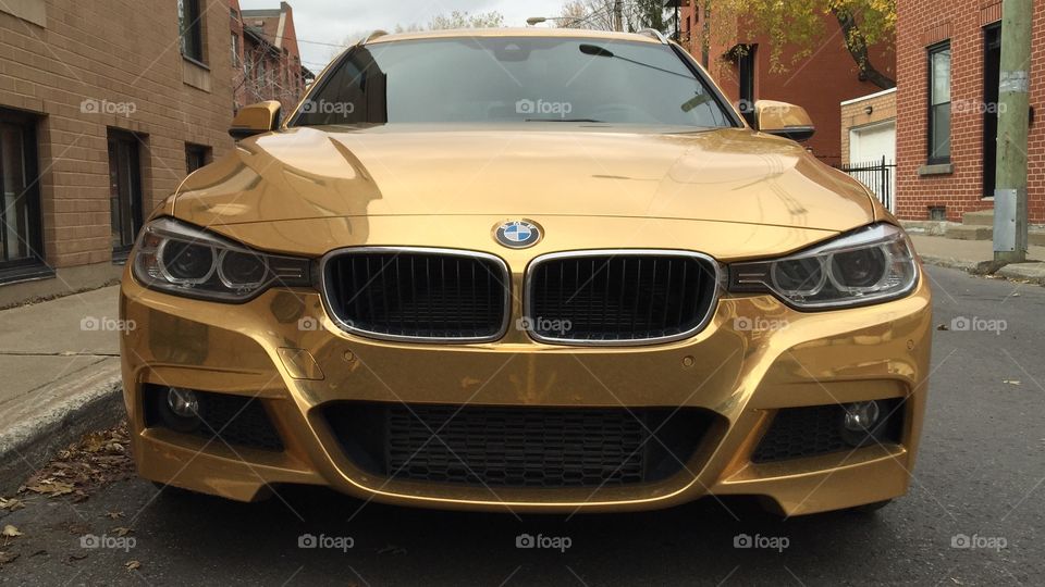 Golden Beamer 