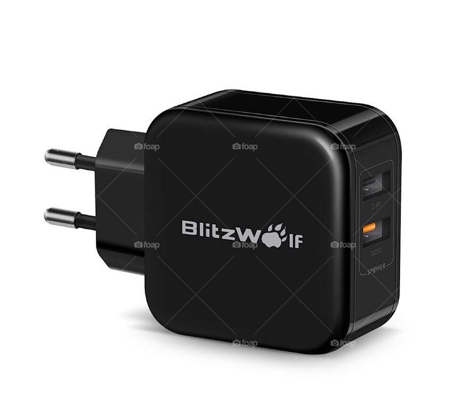 BlitzWolf QC3.0+2.4A 30W Dual USB Charger Mobile Phone Fast Charger EU Adapter Travel Wall Charger For iphone