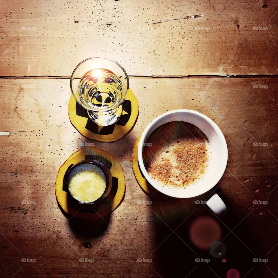 Start your day with smile and coffe... 

#blended #coffee #cafe #cafelife #kaffe #organic #paleo #paleodiet #manmakecoffee #blackcoffee #coffeeaddict #coffeetime #coffeelovers #coffeegram #coffeeholic #cafedatarde #brasiliancoffee #yumcafe #yumcoffee #buendia #bonjour #goodmorning #bomdia #buongiorno #cafédamanhã #cafebrazil #nutrition #followme #cafebrasil
