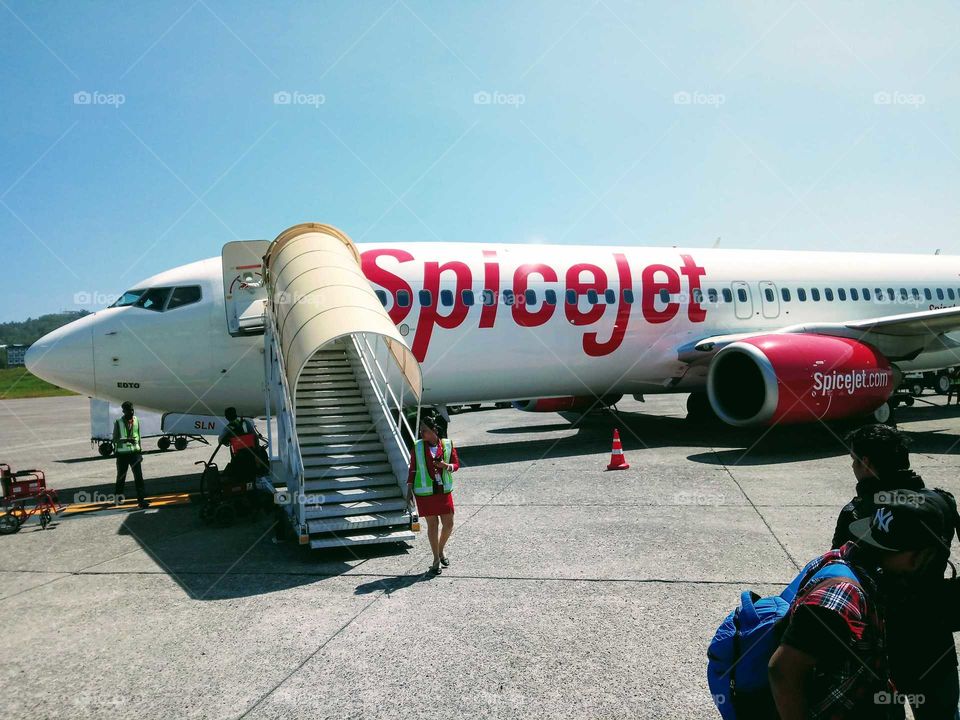 spice jet aeroplane