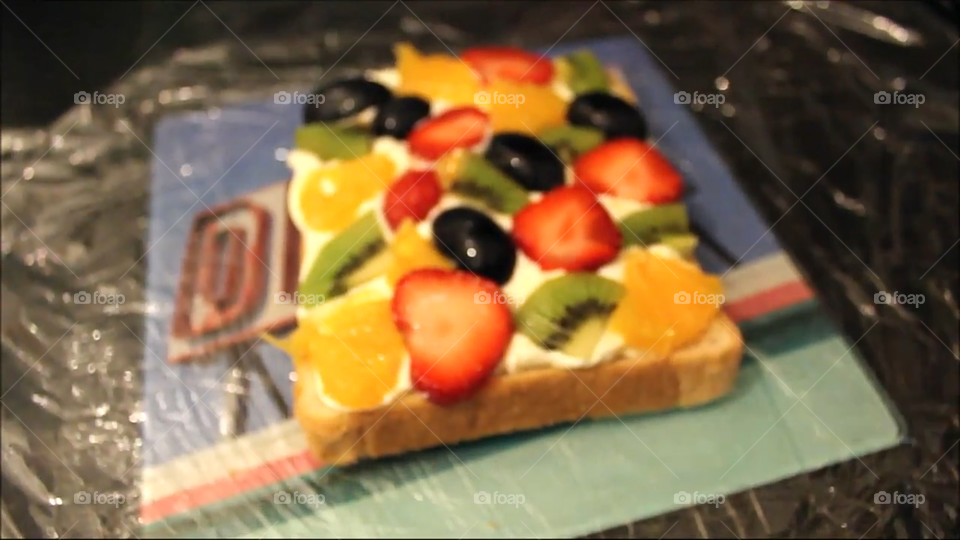 Sandwiches with Fruits