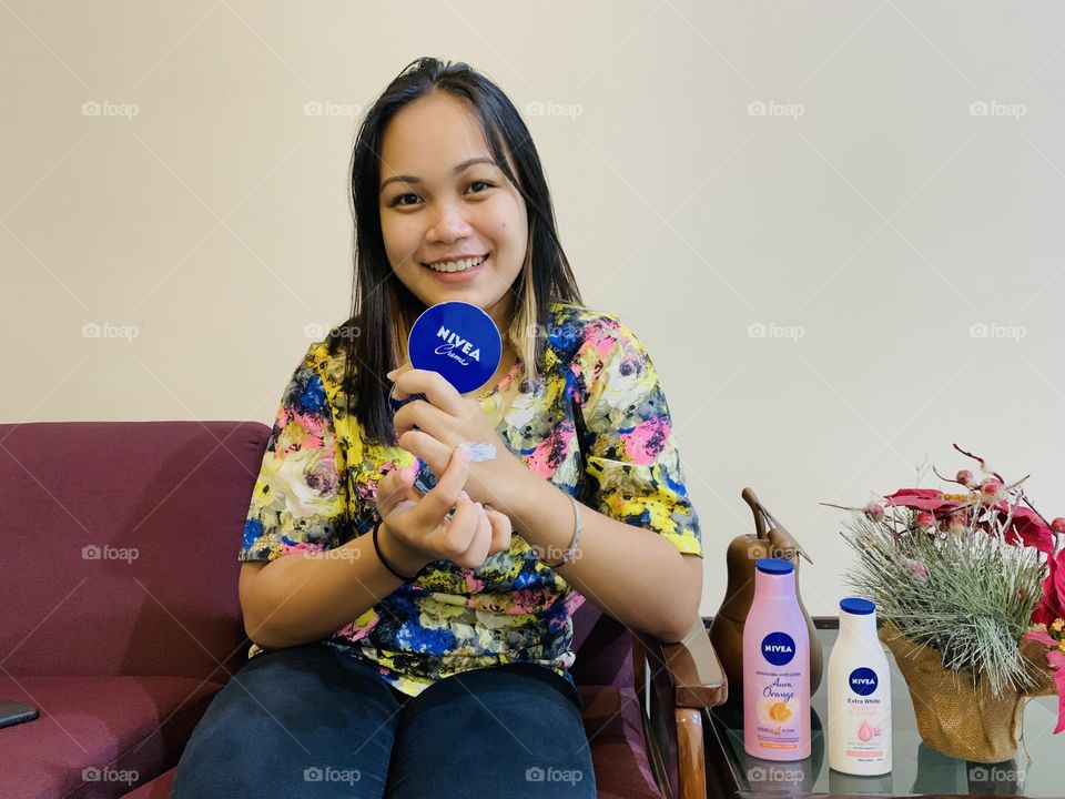 treat skin with nivea