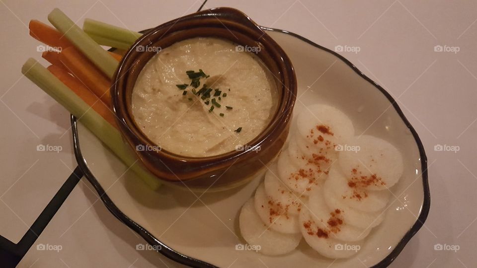 Hummus,  jicama,  carrots & celery