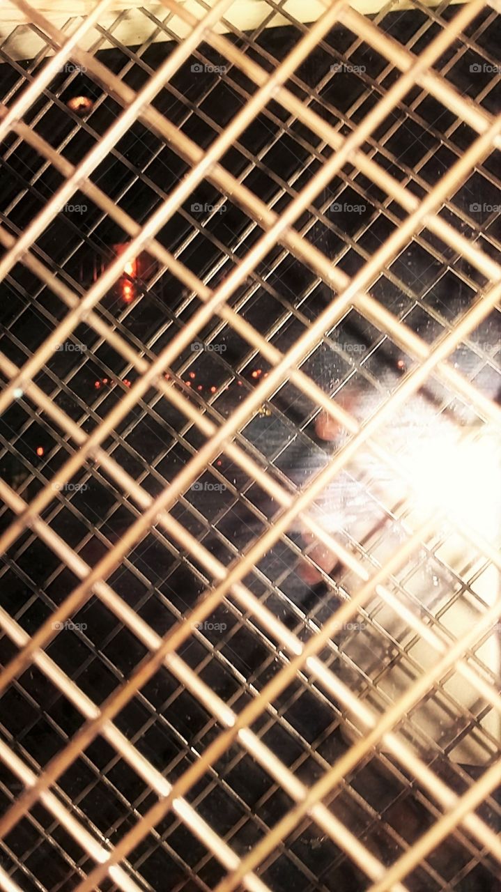 Wall Grid in front of Mirrow